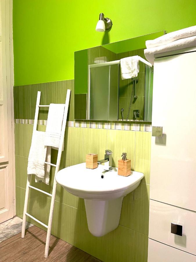 Boheme B&B Al Centro Di Палермо Екстериор снимка